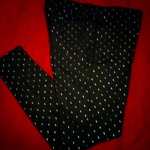 Intro.❤ love the fit black stretch legging